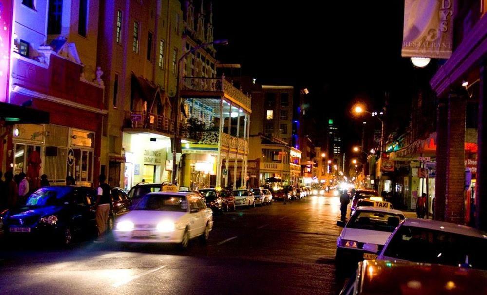 Urban Chic Boutique & Cafe Hotel
